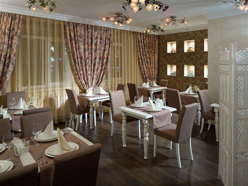 De Gaulle Boutique Hotel ハルキウ エクステリア 写真