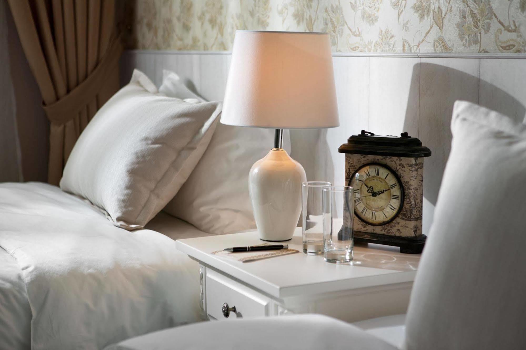 De Gaulle Boutique Hotel ハルキウ エクステリア 写真
